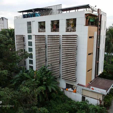 Green Paradise Hotel Yangon Extérieur photo