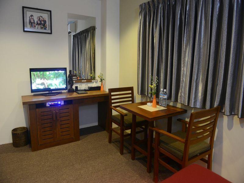 Green Paradise Hotel Yangon Extérieur photo