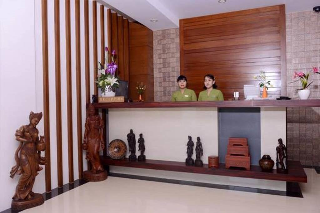 Green Paradise Hotel Yangon Extérieur photo