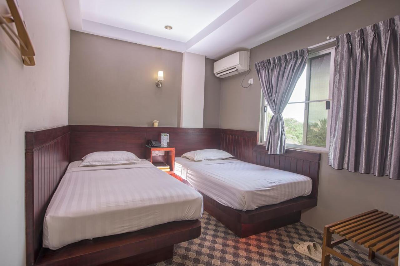 Green Paradise Hotel Yangon Extérieur photo